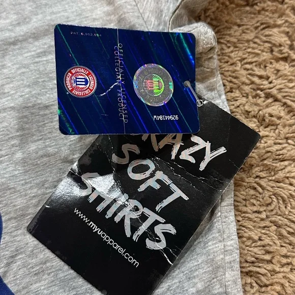 My U Auburn University Tigers 2011 Football Championship BCS Tostitos Women’s L - Picture 3 of 5